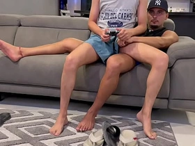 教干儿子打飞机 asian boys hot sex videos in gay