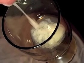 亚洲小鲜肉多次射精在杯子里 3 asian hot sex videos gay