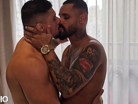 肌肉棒子的巨屌 asian smart gay sex videos