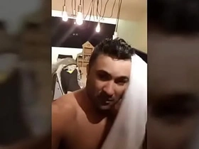 男人洗澡 hairy asian gay sex videos