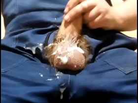 俄罗斯建筑工久未见新娘 射精声响亮精液量惊人！ old man gay asian sex videos