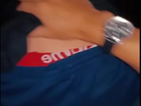 在玫瑰与玫瑰之间喝了几杯后，邻居最终操了我 asian gay sex videos full free