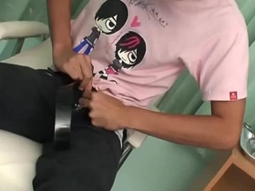 变态医疗癖亚洲双飞3P asian local gay sex videos