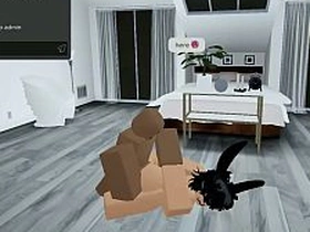 发情伪娘在Roblox公寓里被当成人形飞机杯 new gay sex videos asian