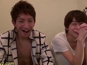 亚裔嫩仔射精 asian+gay+sex+videos