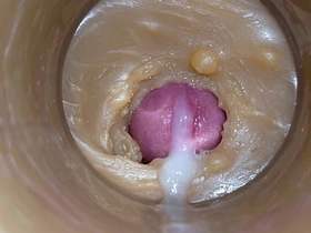 小镜头塞进嫩逼玩具里 边操边拍 高潮内射浓精 4K高清 asian models gay sex videos