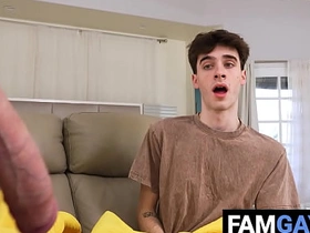 病中仍要屌 Brody Kayman, Max Mabry asian gay sex videos in train