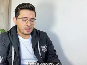 拉丁小鲜肉第一次见新继父，这变态趁他老婆不在家整晚操他大屁股 asian gay sex videos. com