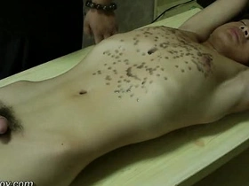 健美亚洲男孩被滴热蜡 asian handsome gay boys sex videos