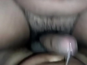 我的邻居是舞蹈老师，但每周三他都会跪着给我口交直到射精。 hot videos of asian gay sex