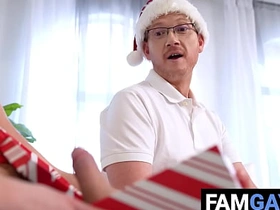 给继父Brody Kayman的肉棒礼物 Kyle Michaels boy to boy real asian gay sex videos