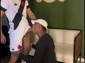 赌球输了把屁眼献给巴西佬 - 免费 gay asian sex new videos