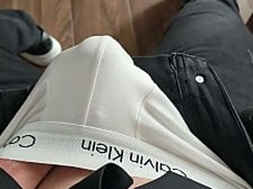 单身同志老爹PhantomGentX把软屌撸硬后疯狂手淫 asian gay rap sex videos