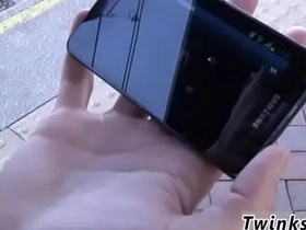 亚洲少年穿泳裤免费男同片 嫩屌竞拍价高者得 gay to gay asian sex videos