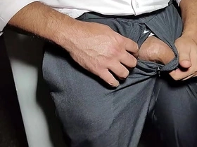 YURI GACHO - 发情的老板当众打飞机射精 - 帅哥在大家面前撸大鸡巴狂射 hot sex videos asian china gay