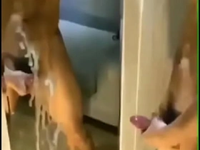 亚裔射满镜子 asian gay solo sex videos