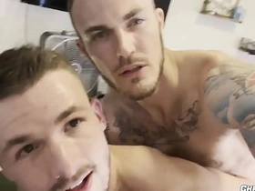 ChristianWilde: 大鸡巴Christian Wilde专业地舔Lane Colten的屁眼 cute gay boy sex videos asian