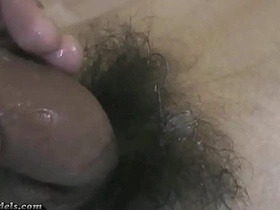 被绑的亚洲大屌男孩打手枪 asian gay uncles sex videos