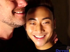 PETERFEVER亚裔Jeremy Vuitton被Hans Berlin无套内射 asian gay best sex videos