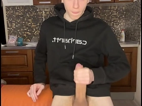 社交电量耗尽 但性欲电量满格 asian gay boys group sex videos