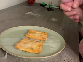 奶牛公牛自产六发浓精浇灌早餐 asian china gay men sex videos