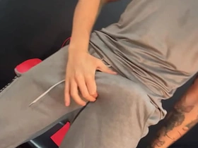 肌肉猛男狂撸挑衅你 teenage sex videos gay asian