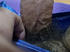 毛茸茸的骚货打飞机。跟我一起来！ old asian gay sex videos