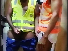 用假阳具玩工人的屁眼 asian gay boyes sex videos