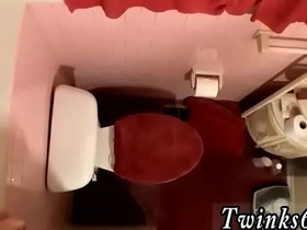 亚洲男同色情片 一屋子鸡巴撒尿 gay sex videos asian uncle