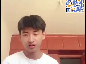 亚裔男孩镜头前射精 asian hd sex videos gay