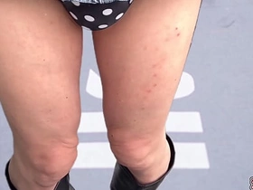 穿着迷你裙靴子圆点内裤自慰 SecretGakuen asian grandfather gay sex videos