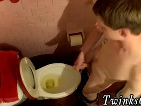 亚洲可爱同性恋男孩性爱完整版 直男撒尿的日子 homemade asian gay sex videos