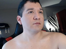 37岁可爱肉感男孩秀曲线 大腿美臀嫩肤片段 第三位成员 20250323免费促销3/3 asian gay and girl sex videos