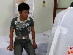 看诊时被无套中出的亚裔少年 gay sex hd asian videos