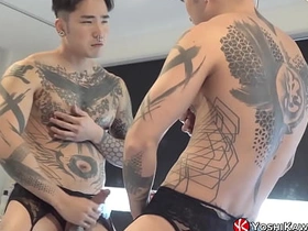 YOSHIKAWASAKIXXX - 义雄玩弄奶头并打飞机 porn asian gay sex videos