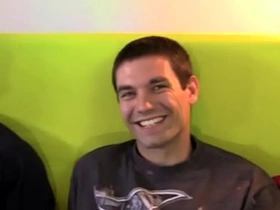 ZackRandall：直男情侣互品大屌热精 gay sex videos asian romantic