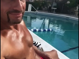 池畔躺平任操 ancient asian gay sex videos