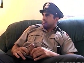 维尼给直男警察扎克口交 hot gay sex videos asian
