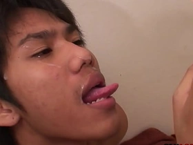 亚洲嫩男无套双人吹箫后撒尿 gay gay sex videos asian