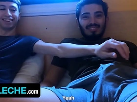 拉丁精液 - Cesar Rose和Franco Sins不只是炮友 还是互内射的兄弟 asian local gay sex videos