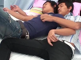 亚裔高尔夫与波利族小便无套 asian gay cock sex videos