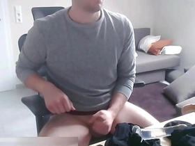 直播中命令男人用自己屁眼里的玩具深喉 asian boy gay sex videos