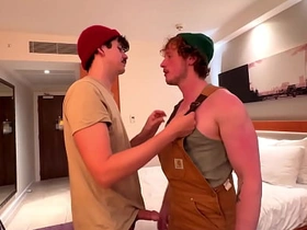 肌肉痴汉被言语调教 克里斯蒂安·亨特和乔纳·惠勒 asian gay sex blow job videos