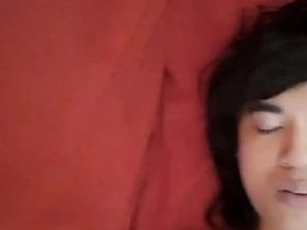 业余男同视频里苗条光滑瘦仔撸性感鸡巴的脸腹肚脐眼嘴皮肤多角度 live asian gay sex videos