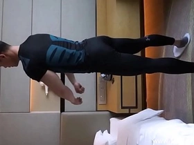 亚洲肌肉猛男脱光光 china asian gay sex videos free download