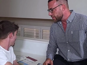 意大利原味性爱技巧荣誉学位 [预告片] asian gay xxx sex videos