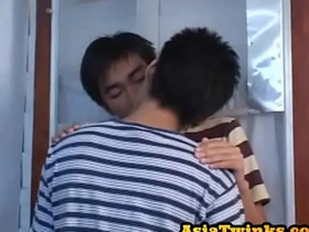 瘦亚裔69后传教士体位无套被操 asian gay sex videos in x