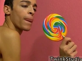 亚洲少年同志性爱视频《Dustin Cooper想尝尝鲜》 asian gay muscled sex videos